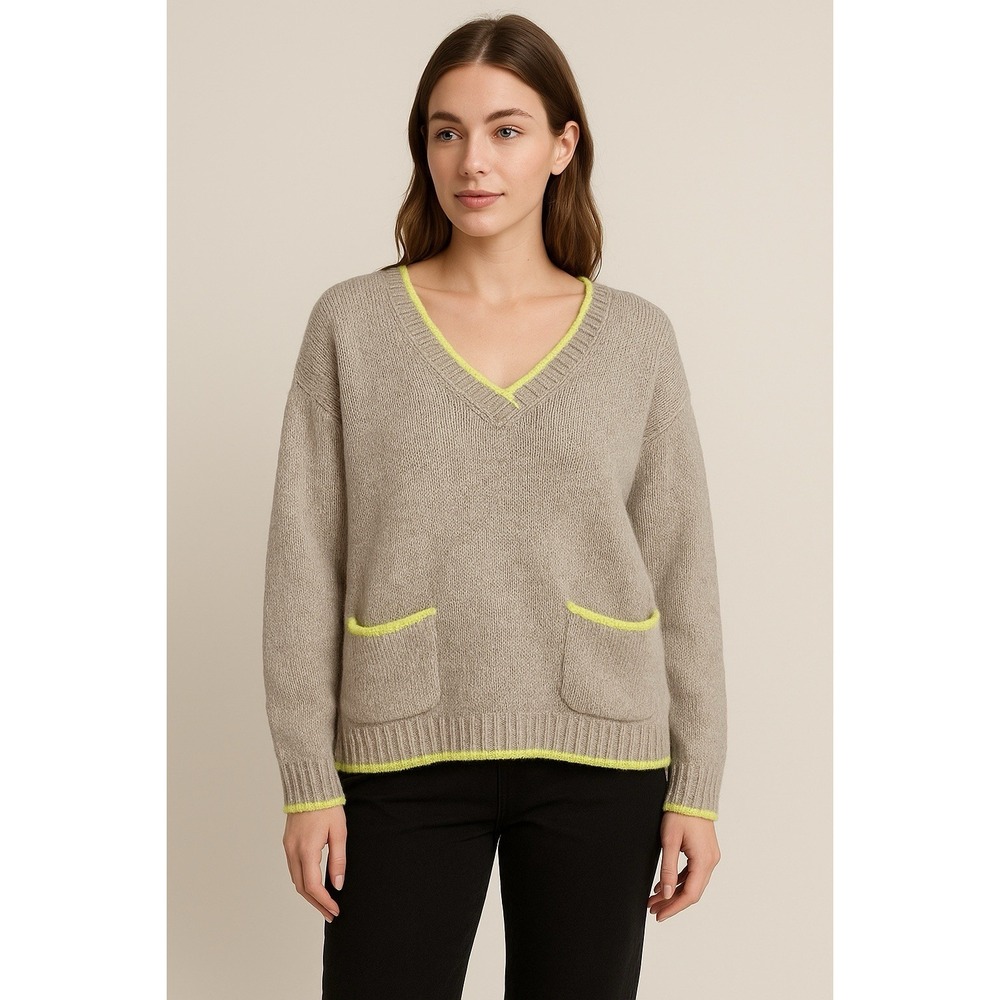 Beige Thick Sweater with Lime Green Trim Sz M